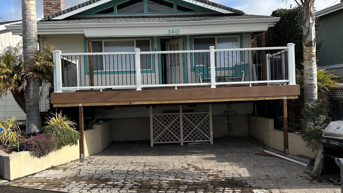 Aptos House | Oceanview Bungalow With Hot Tub - Walk To Beach - Pet Friendly