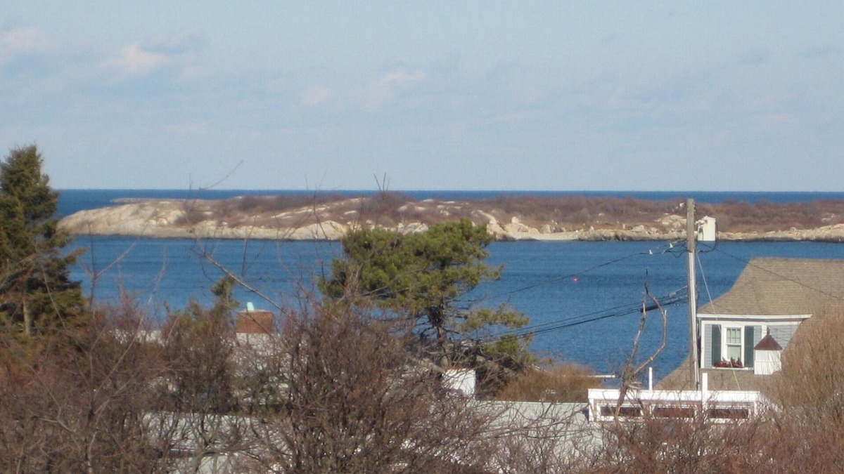 Rockport Apartment | Oceanview Kingsize South End Studio NO FINAL CLEANING FEE