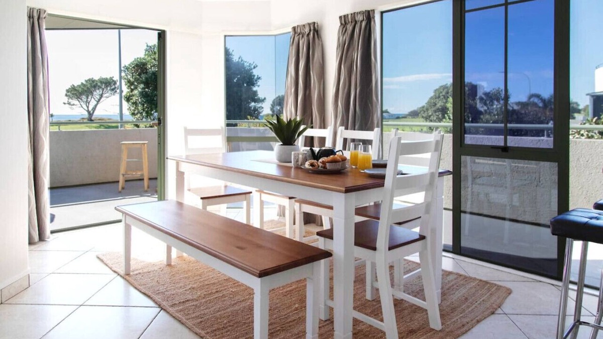 Papamoa Beach House | Oceanview on Malibu Papamoa