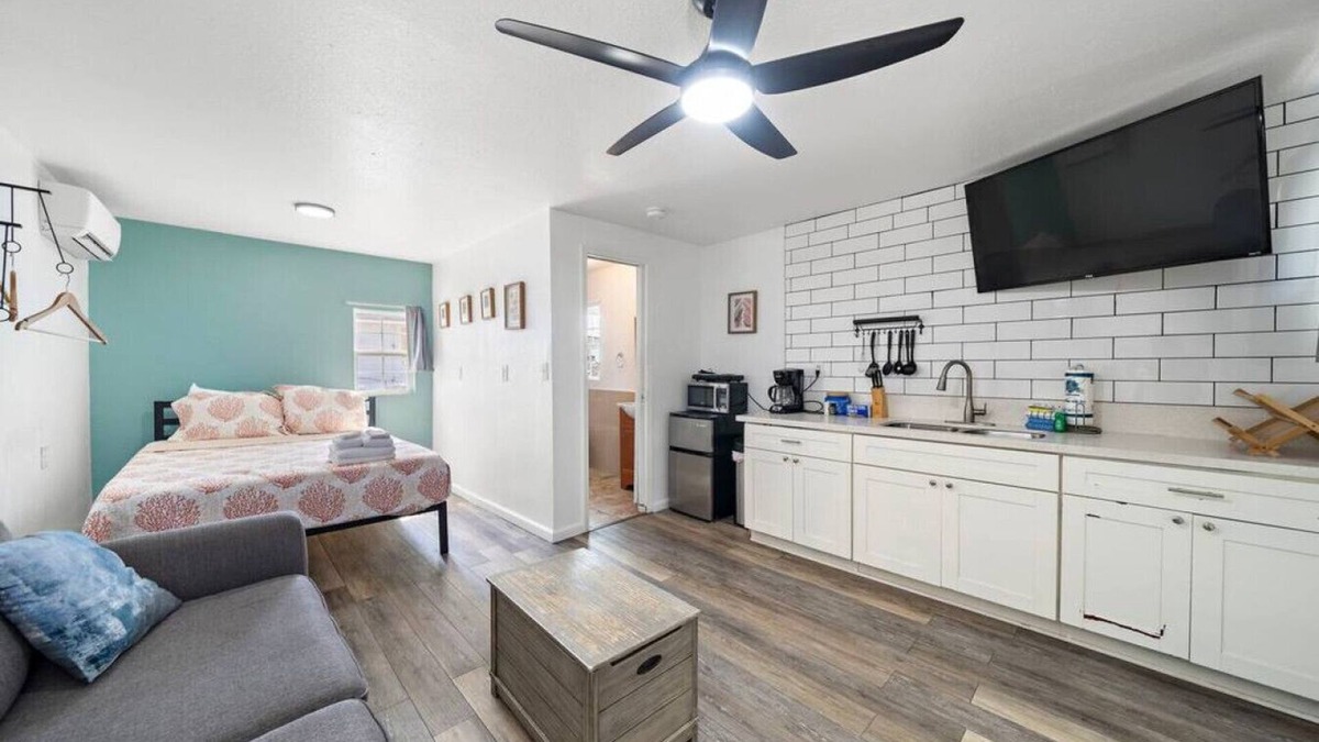 Galveston Apartment | Oceanview Studio Close to Downtown & Cruise Port