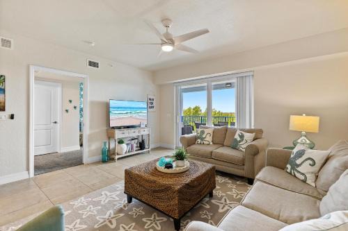 New Smyrna Beach House | Oceanwalk 17-302