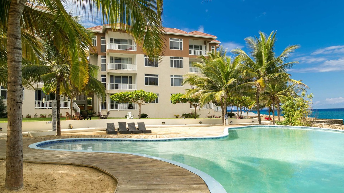 Tower Isle Villa | Ocho Rios Skyview Guest Apartment