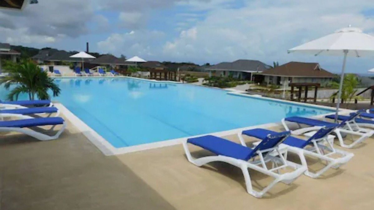 St. Ann's Bay Hotel | Ocho Rios Tranquility at Coolshade VII