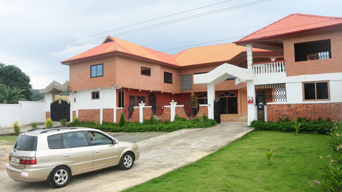 North Tongu Hotel | Odoso Royal Hotel, a Hotel for perfect relaxation, love and very affordable.