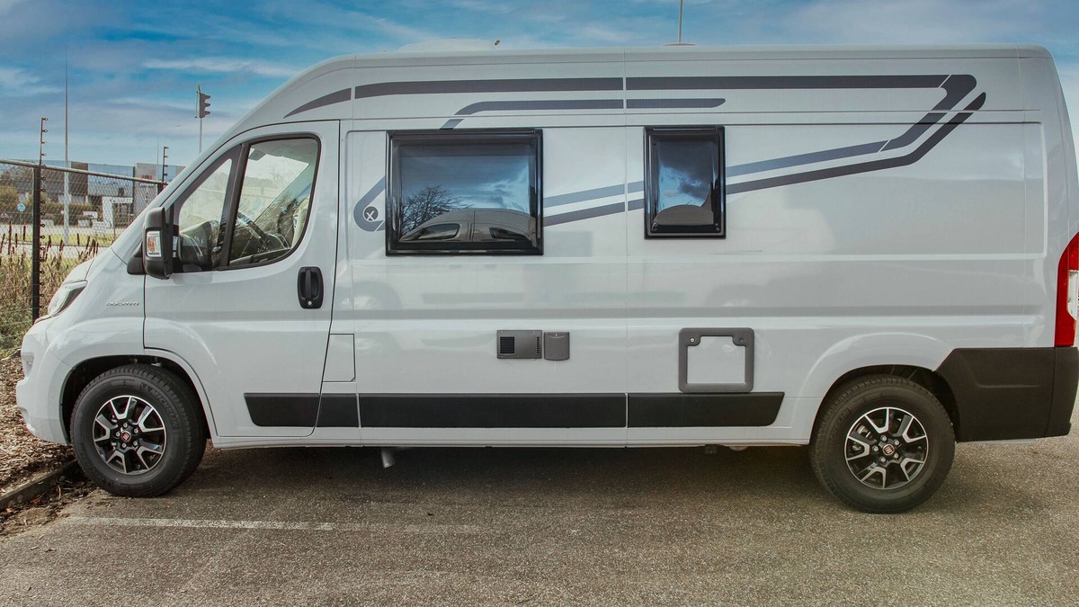 Montzen House | Ody Van: Comfortable and reliable, Ody is your road companion