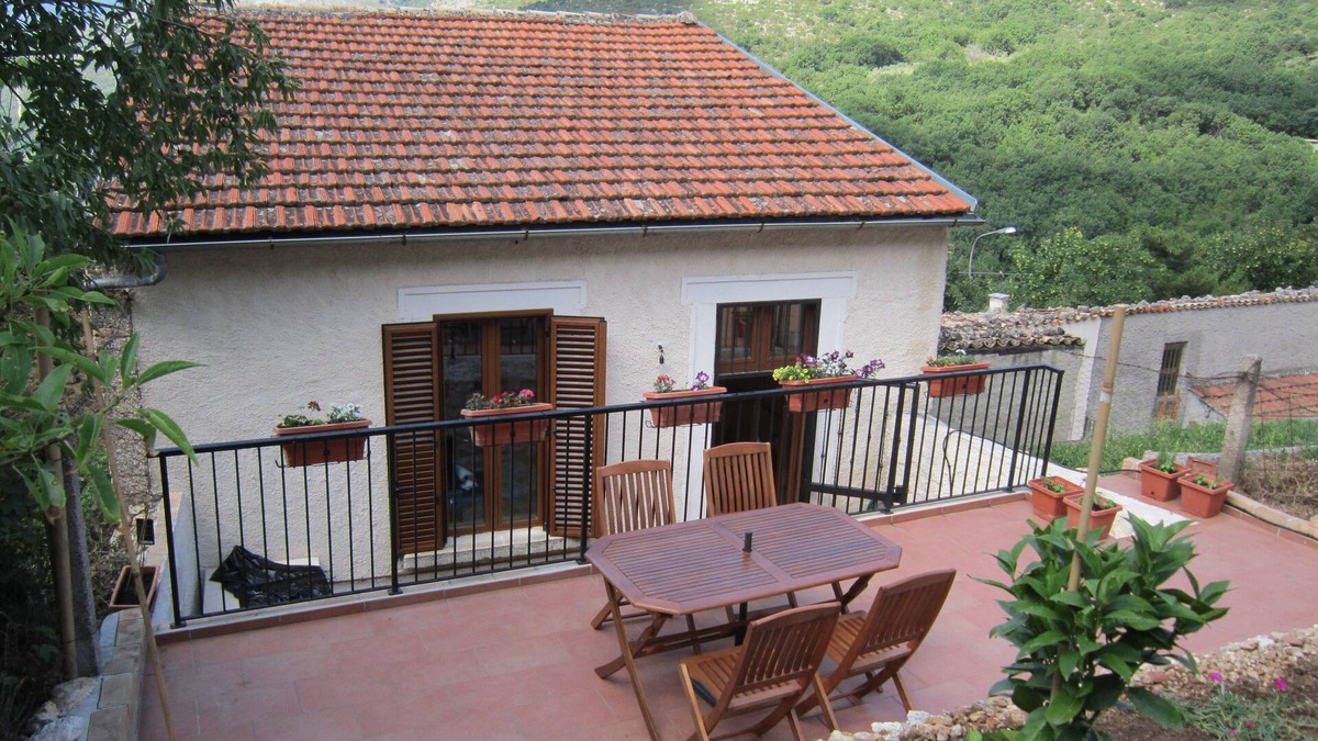 Ofena House | Ofena, Gem in the mountains