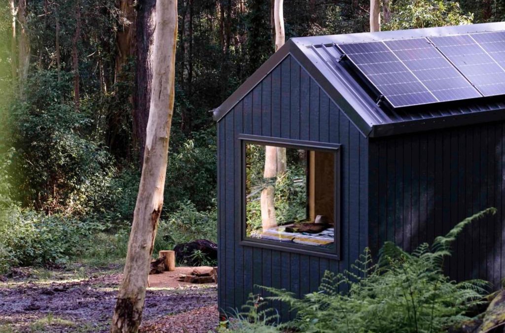 Main Creek House | Off-Grid Cabin Tucked into Nature - Pet Friendly - Mahli