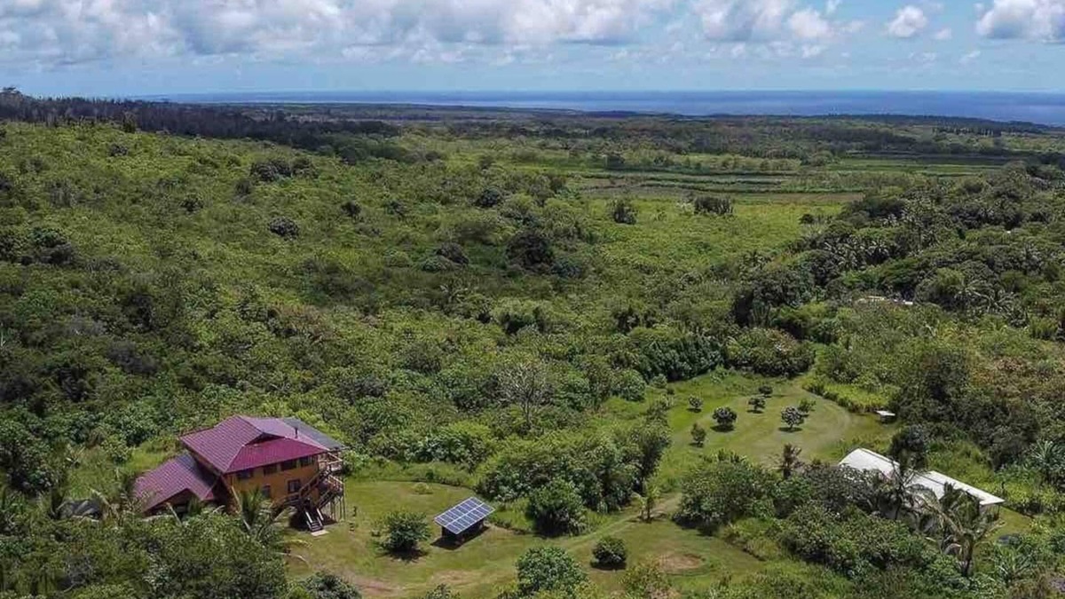 Kapoho House | Off Grid Getaway w Panoramic Ocean Views