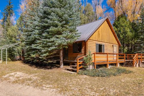 Emery County House | Off-Grid Orangeville Cabin with River Access!