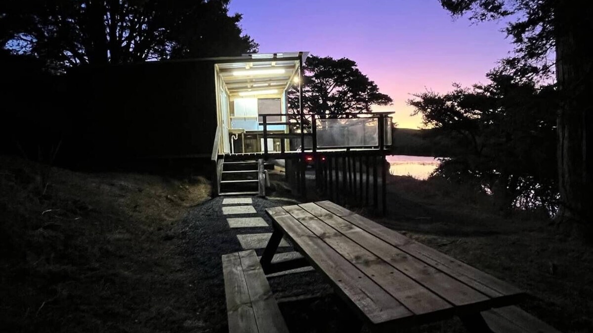 Wayby Cabin | Off Grid River Hut