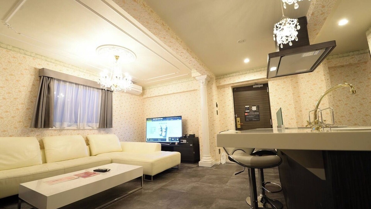Roppongi House | Offseason Suite room with 2 bedrooms and kitche /Minato-ku Tokyo
