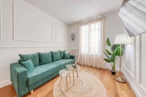 Vanves Apartment | Oh Parisien à 10 min de Paris Montparnasse