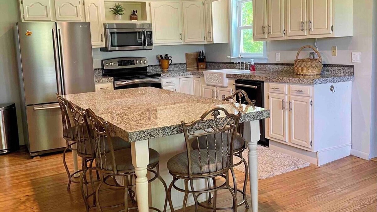 Elkton Other | Ohio Lake Country Farmhouse