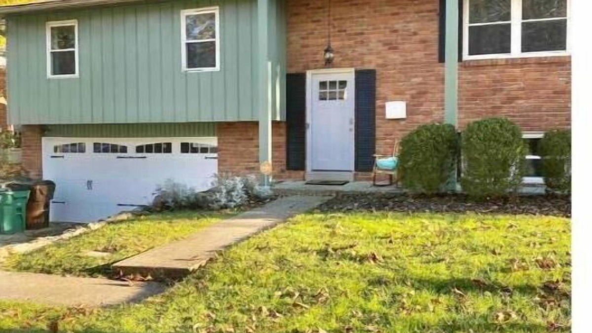 Loveland House | Ohio Themed! Freshly Updated!