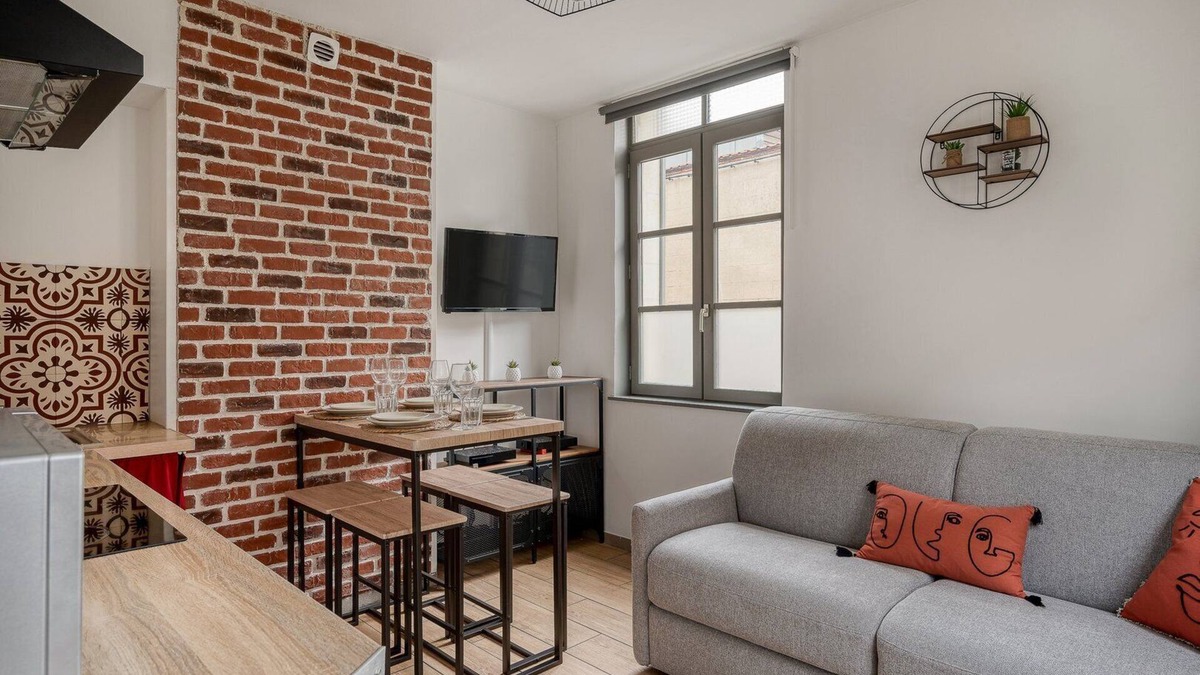 Valenciennes Apartment | OIQIA Minier