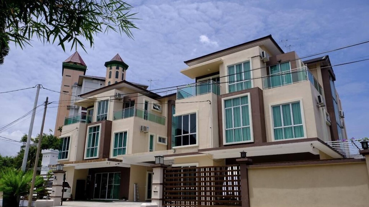 Taman Pakatan House | Ok Family Villa