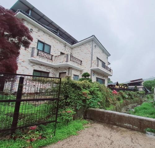Okcheon House | Okcheon Somakdaegi Pension