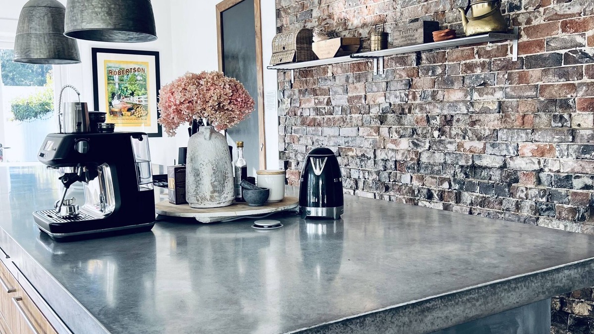 Robertson House | OLD BAKERY GUEST HOUSE /THE BIG PART