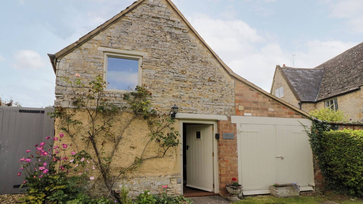 Halford Cottage | OLD BOTHY, romantic, character holiday cottage in Halford