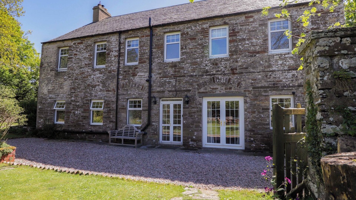 Spittal Cottage | OLD DISTILLERY, pet friendly, character holiday cottage in Halkirk