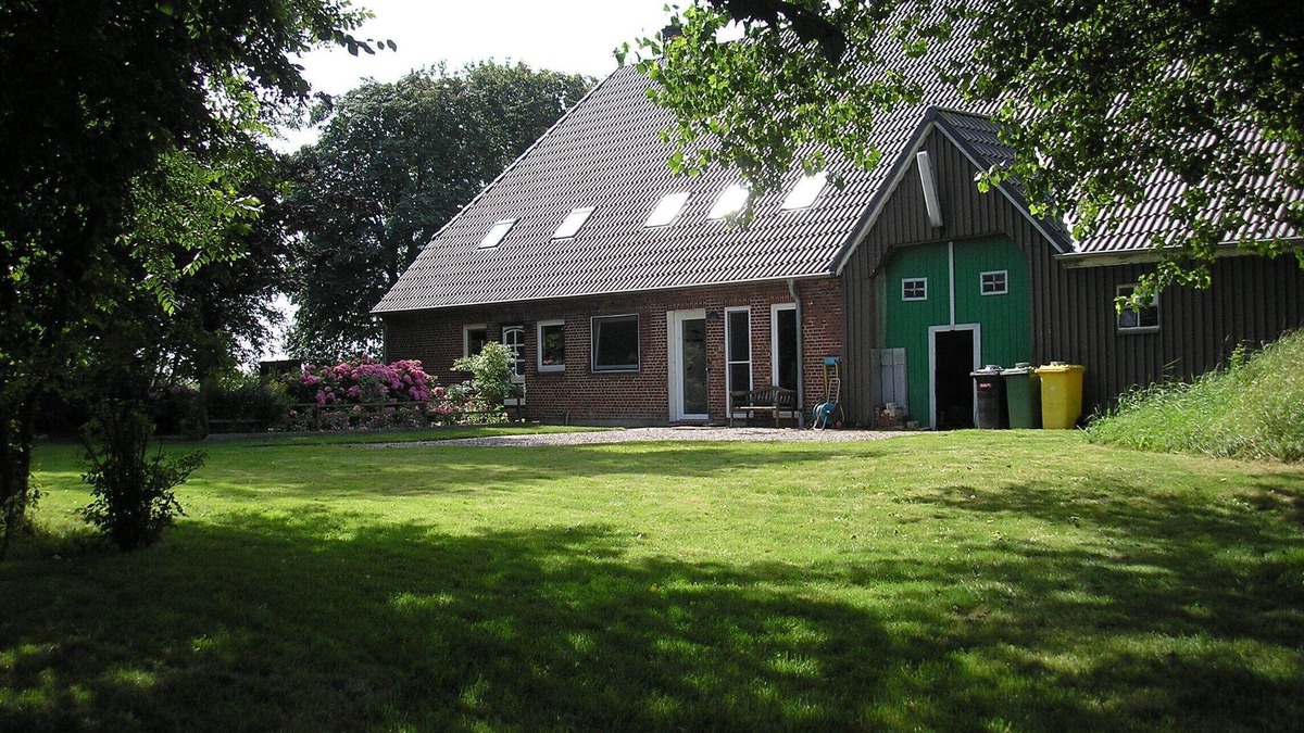 Osterhever Other | Old farm for the whole family - absolute seclusion - pets allowed