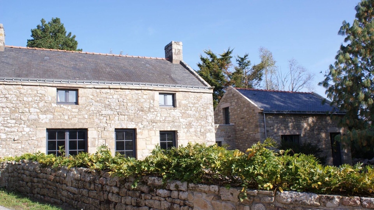 La Trinite-sur-Mer House | Old farm, with garden, 10 min by walk to the port