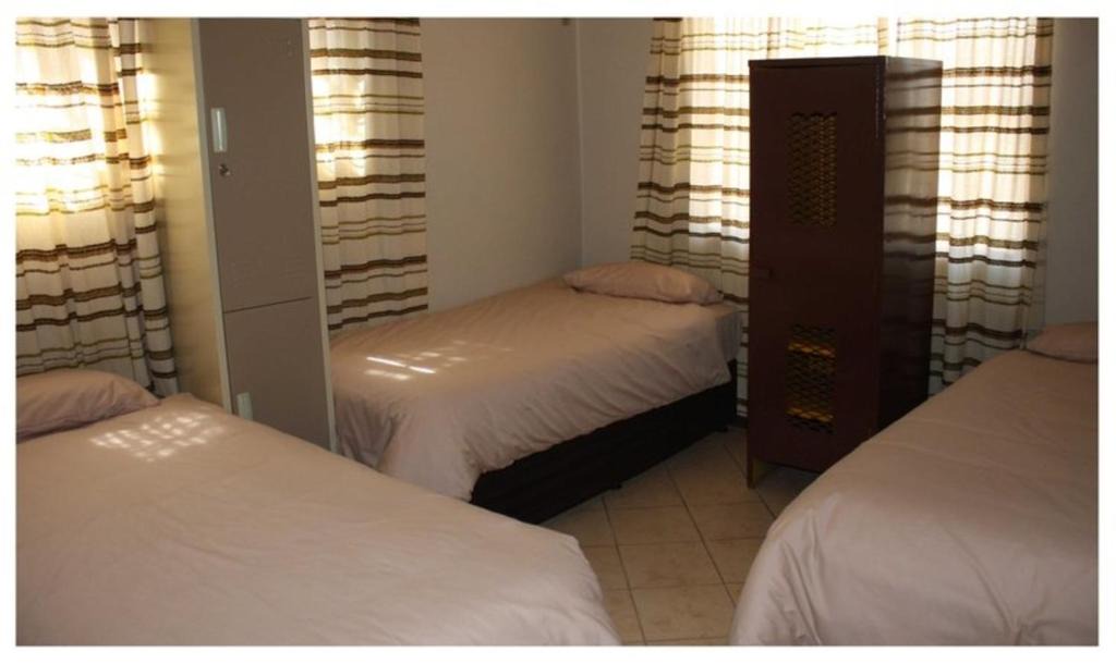 Lephalale House | Old farmhouse for 3 in Limpopo Province