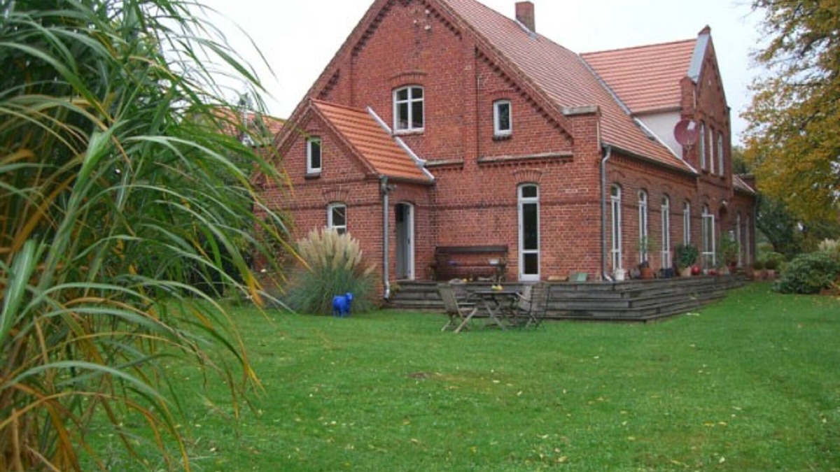 Stove Other | Old farmhouse, large garden, 2 bedrooms, large kitchen