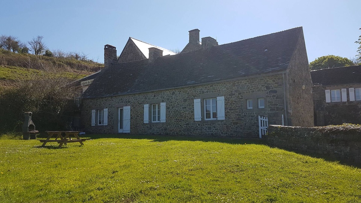 Siouville-Hague House | old farmhouse of the manor