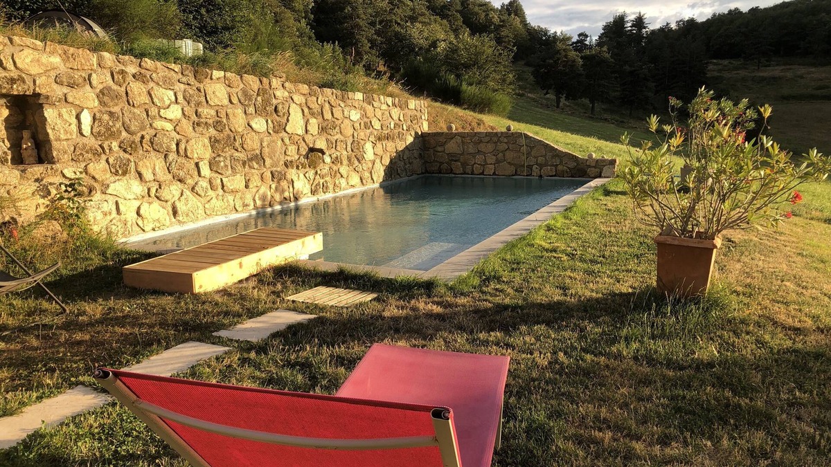 Boffres House | old farmhouse rental in 1756