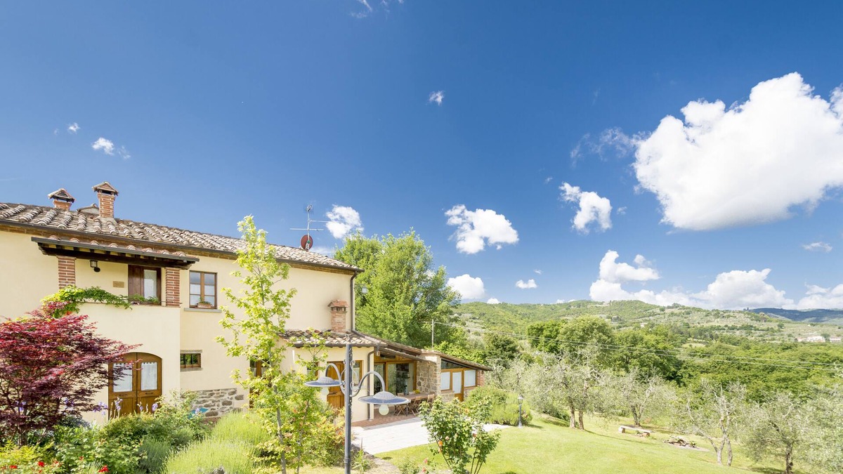 Monte San Savino Other | Old farmhouse surrounded by olive groves and near the village, max 5 adults, with pool