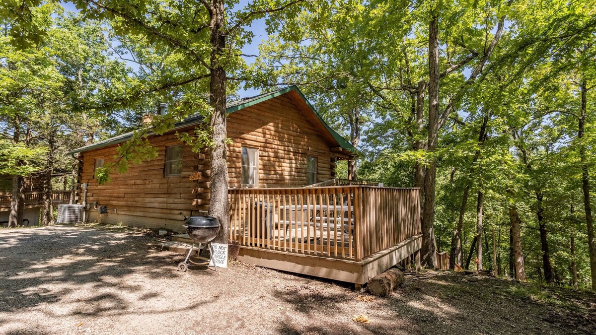 Shell Knob Cabin | Old Hickory Cabin #7 Close to Campbell's Point Marina