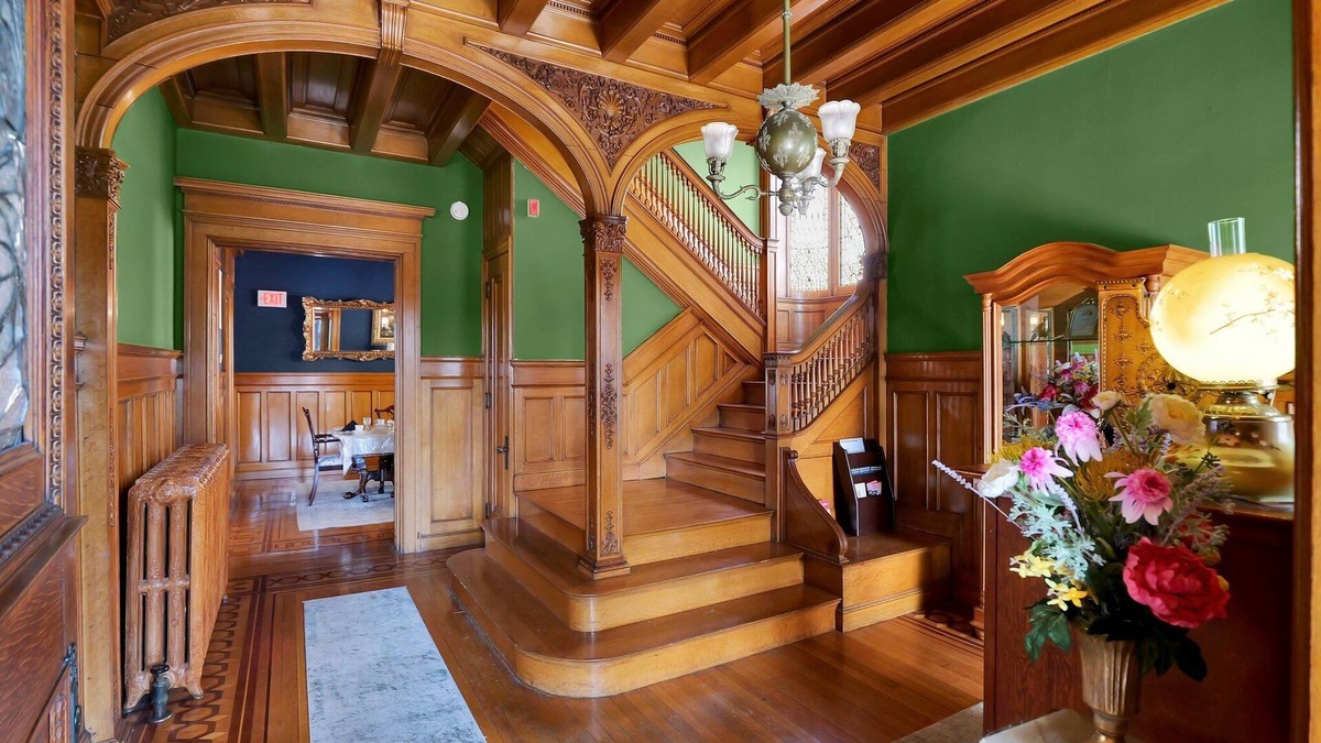Olean Bed & Breakfast | Old Library Inn