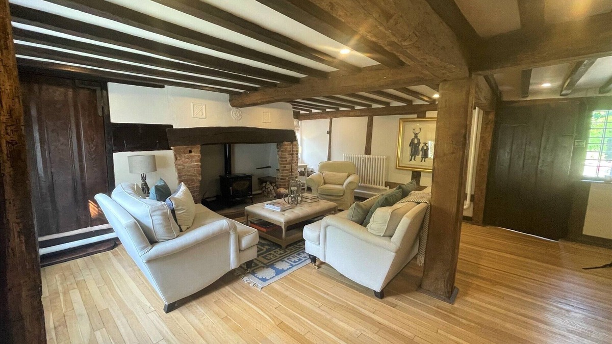 Ickford House | Old Manor House - an idyllic country house