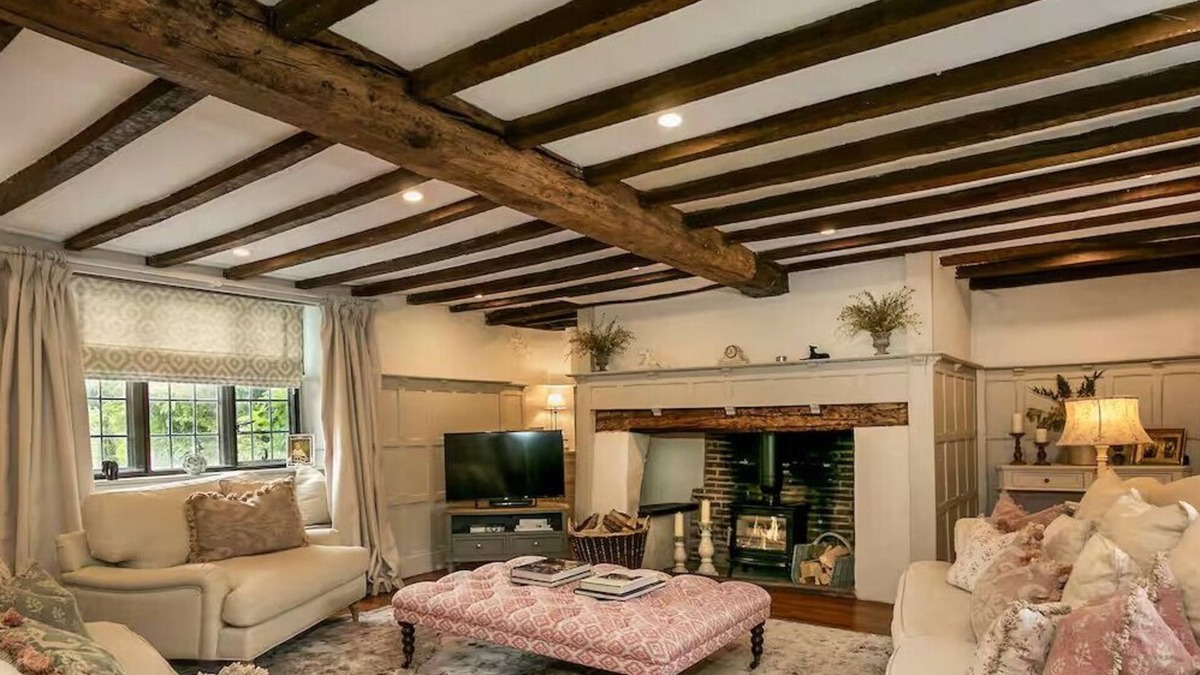 Ickford House | Old Manor House, an idyllic country house