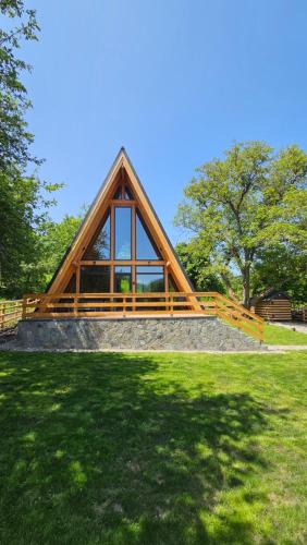 Tesila Ski Chalet | Old Nut Cabin