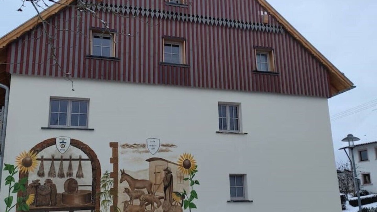 Donaueschingen House | Old oil mill later shepherd's house, whole house