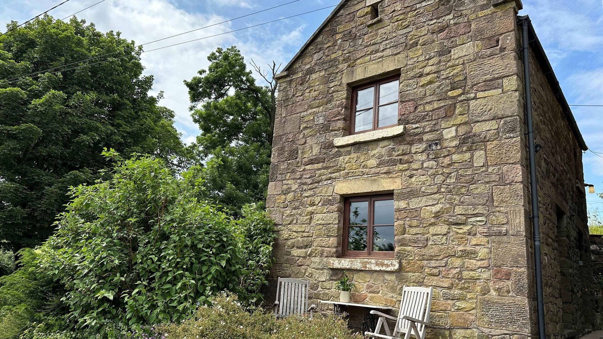 Upper Hulme Cottage | OLD POST OFFICE BARN, with a garden in Leek
