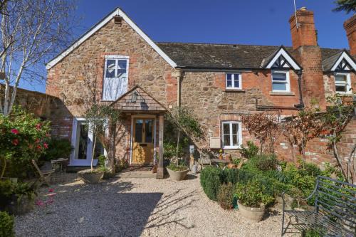 Huntley House | Old Stables