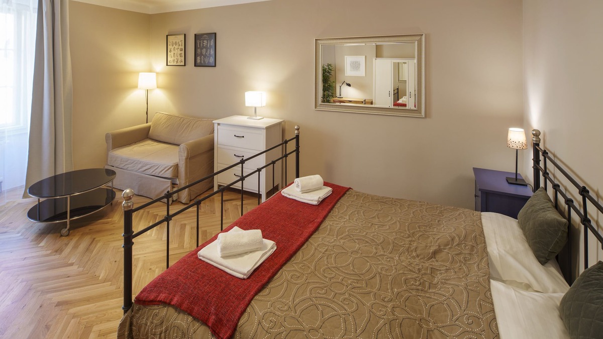 Stare Mesto Apartment | OLD TOWN-3 BEDROOM 3 BATHROOM TEMPLOVA