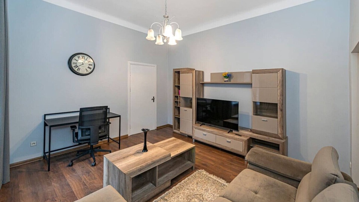 Old Town Apartment | Old town apart with parking 2 by Polo Apartments