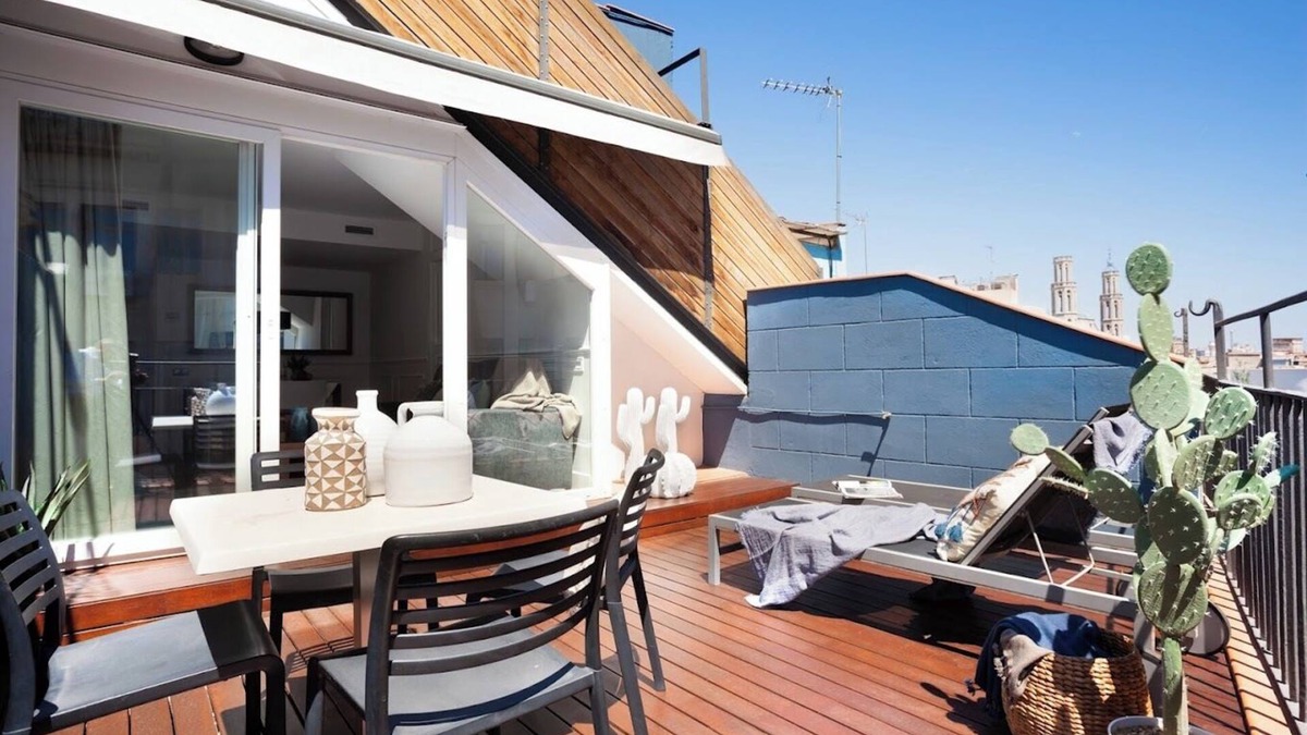 Gothic Quarter Apartment | Old Town building! Roof Terrace with views!