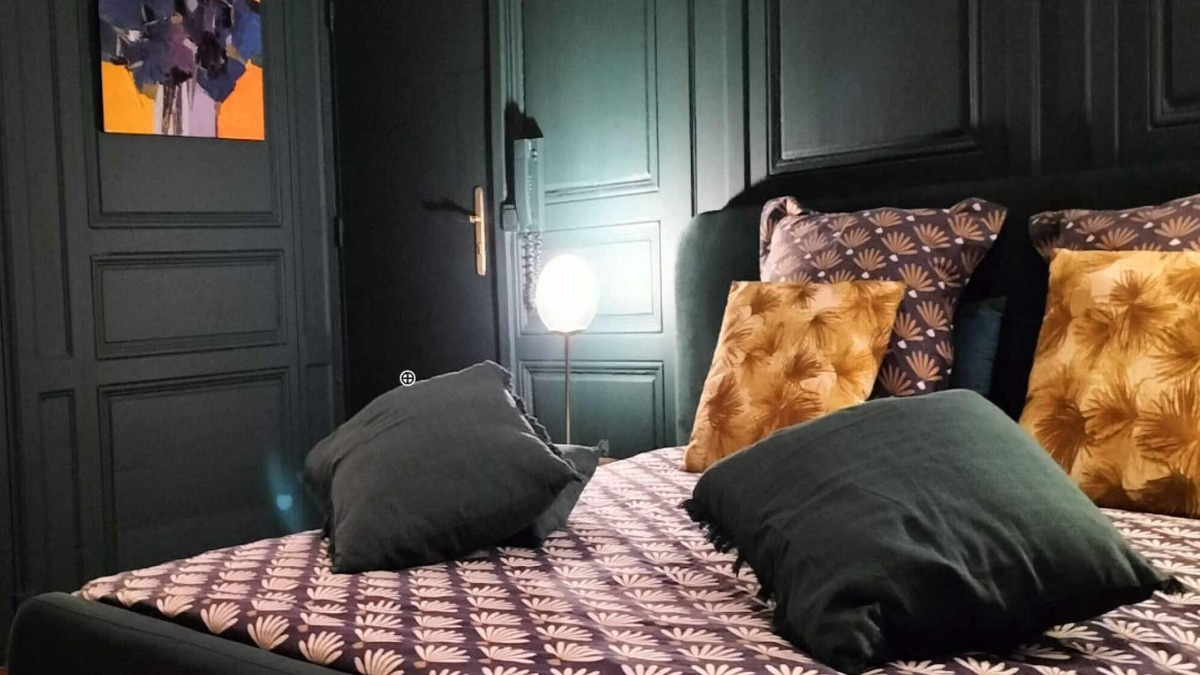 Nancy City Centre Apartment | Old Town Stanislas with Parking