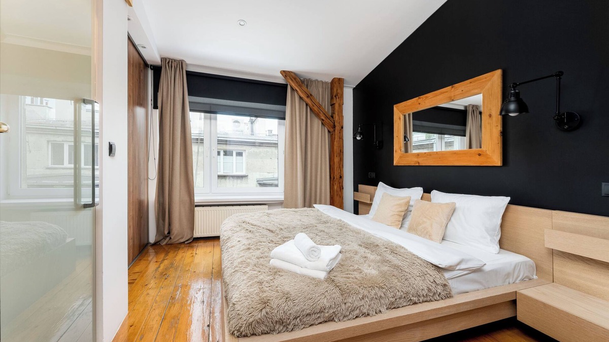Wesoła Zachod Apartment | Old Town Wooden Loft Apartment