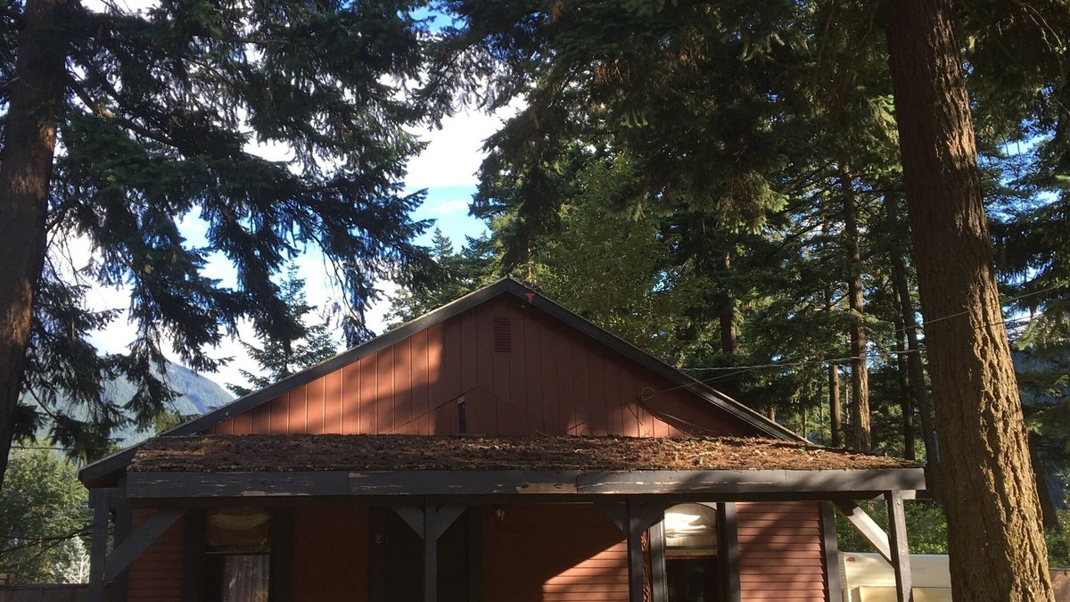 Boston Bar Cabin | Old Towne Inne