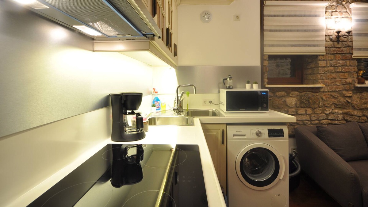 Balat Apartment | OLD VİNTAGE APARTMENT İN BALAT
