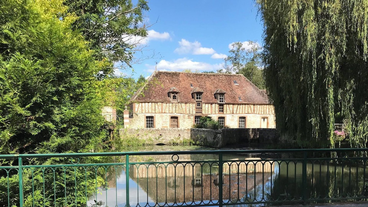 Chaudon House | OLD WATER MILL