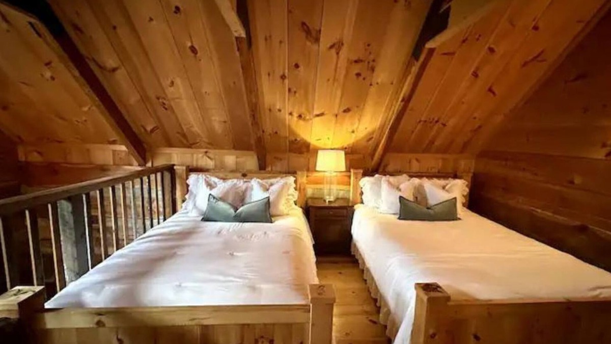 West Point Cabin | Old Waverly Thinking Cabin