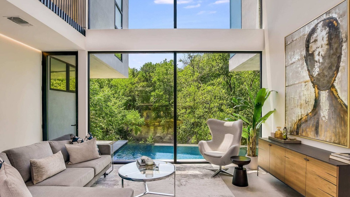 Old West Austin House | Old West Austin Modern Family Home w Pool