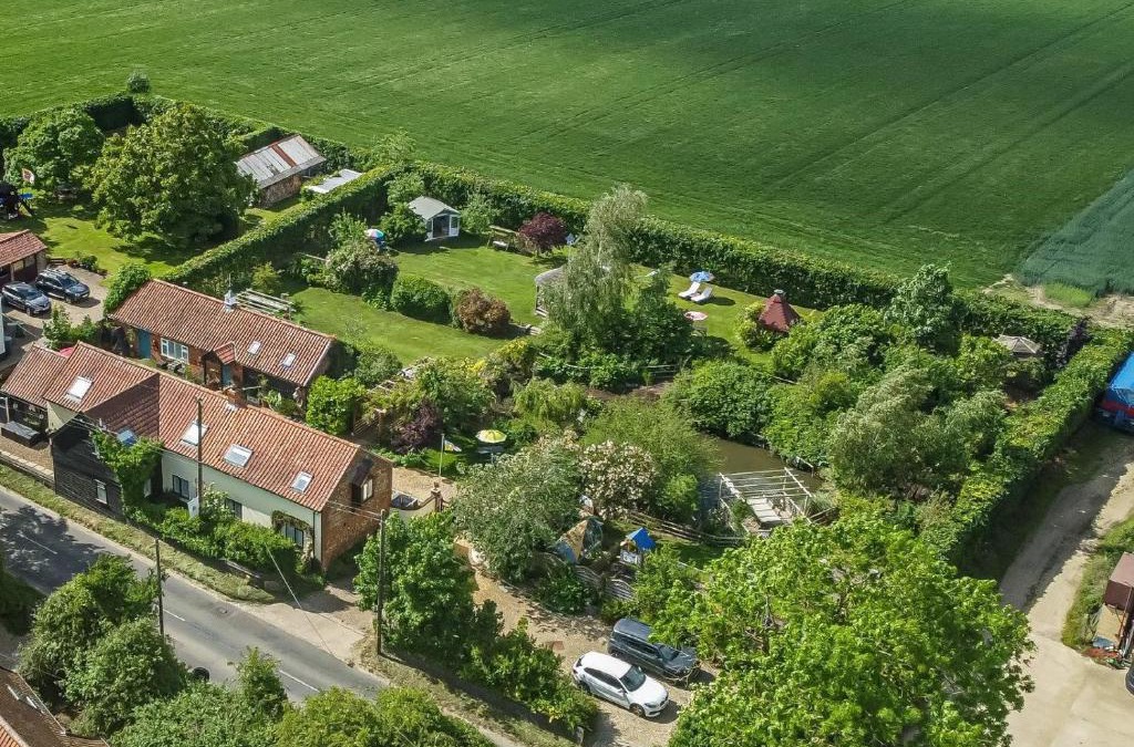 Banham House | Olde Farm Holiday Cottages